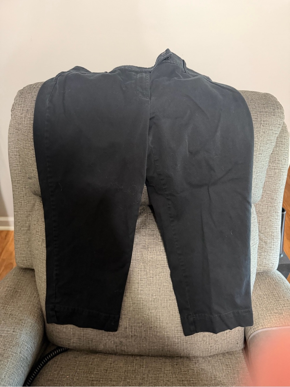 LOFT Catalina Capri in Black